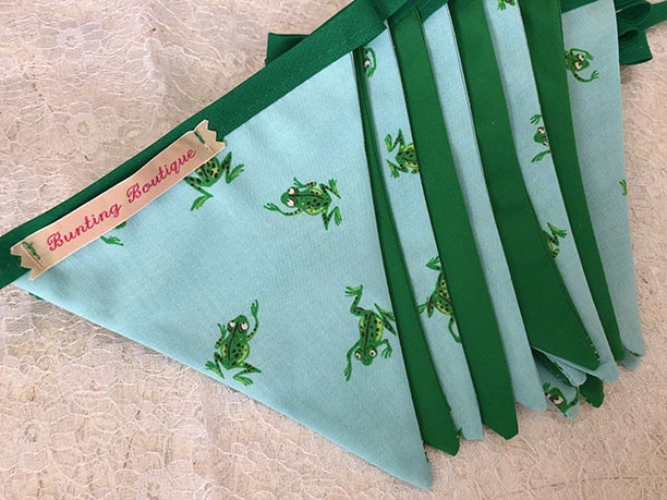 frog bunting